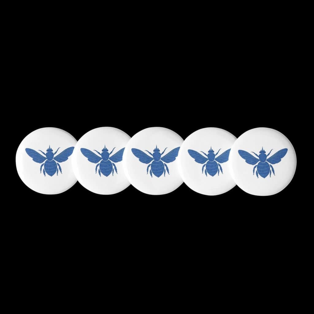 set of pin buttons white 1.25 front 6888111918829.jpg